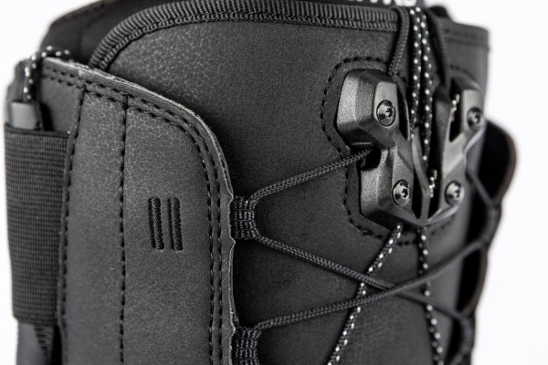 MONARCH STEP ON TLS Boot 2026 black 