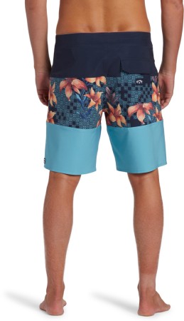 TRIBONG PRO 18 Boardshort 2024 coastal 