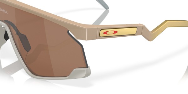 PATRICK MAHOMES II BXTR Sunglasses matte terrain tan/prizm tungsten 
