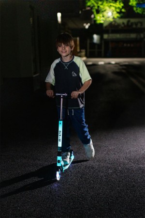 SPRITE LED GLOW Scooter 2026 white 