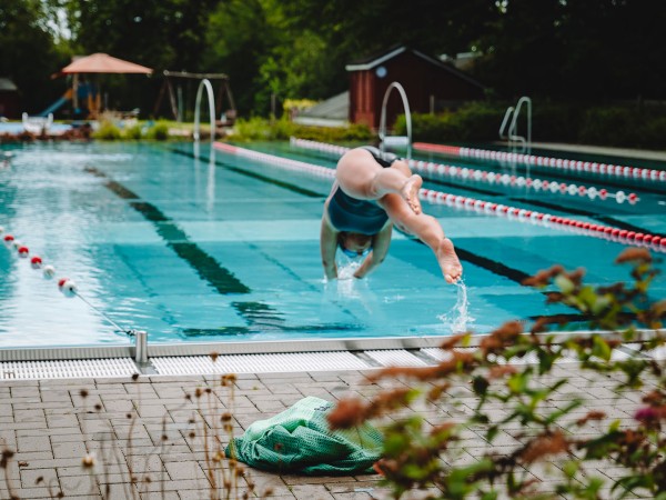 TRAVEL BREESE Poncho 2026 