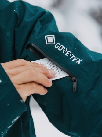 AK GORE TEX VELOCITY ANORAK Jacke 2025 deep emerald/grey cloud 