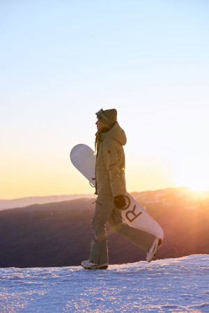 DAWN Snowboard 2025 