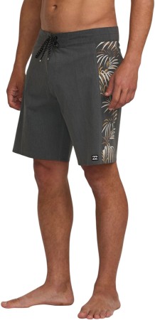 D BAH PRO 18.5 Boardshort 2025 raven 