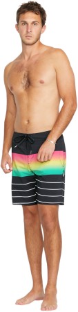 QUARTA FADE MOD 19 Boardshort 2025 new black 