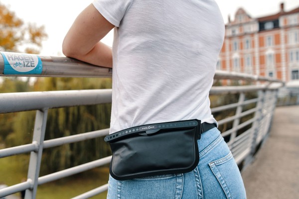 HERMETIC SLING Bag black 