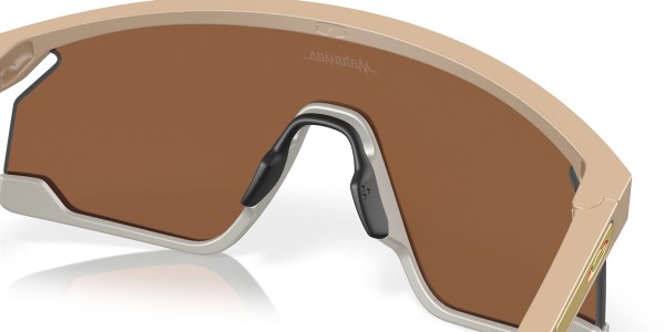 PATRICK MAHOMES II BXTR Sunglasses matte terrain tan/prizm tungsten 