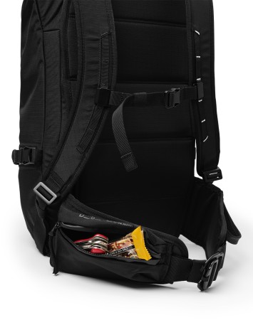 SNOW PRO 32L Backpack 2025 black out 