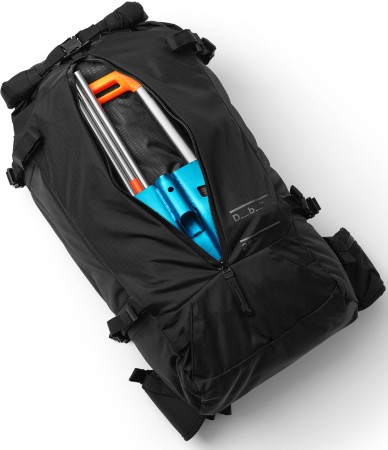 SNOW PRO 25L Backpack 2025 black out 