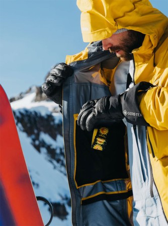 AK GORE TEX HOVER STRETCH Jacke 2025 goldenrod 