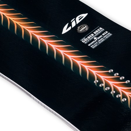 GOLDEN ORCA Snowboard 2025 