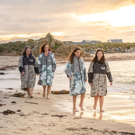 HARD-SHELL ROBE 2027 artic camo/pink 
