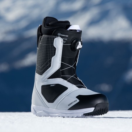 CASCADE Boot 2026 black/white 