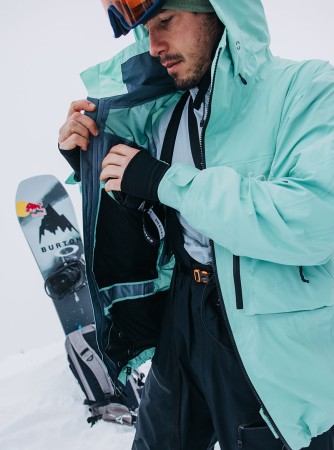 AK GORE TEX HOVER STRETCH Jacke 2025 powder mint 