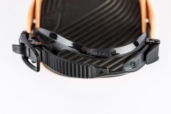 TALENT Bindung 2026 coral 