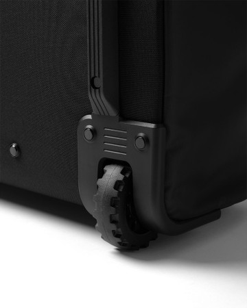 HUGGER ROLLER 90L Reisetasche 2025 black out 