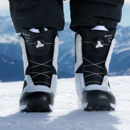 CASCADE Boot 2026 black/white 