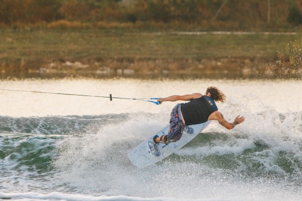 RXT BLACKOUT Wakeboard 2026 
