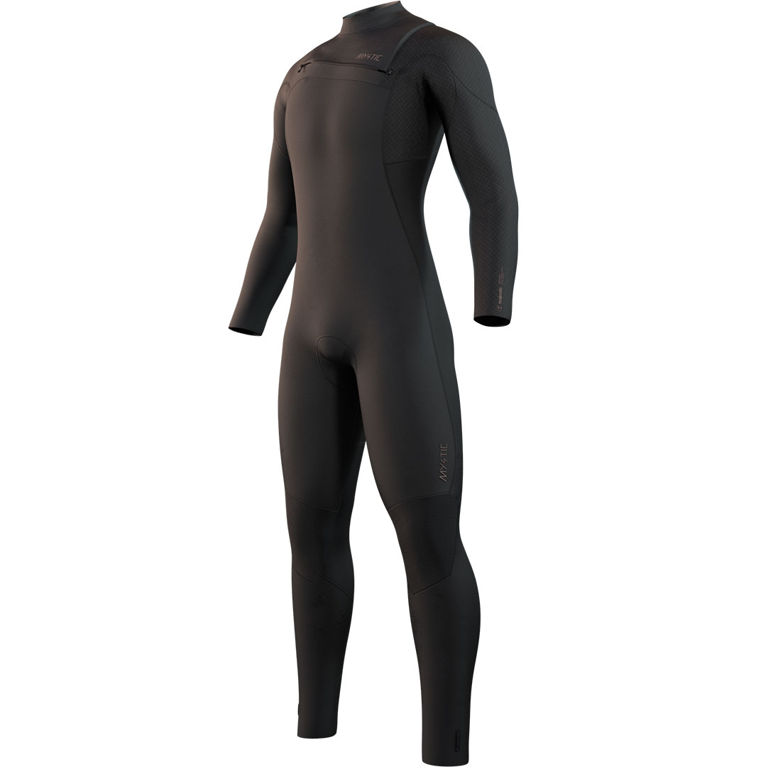 Product image 1 of the product “MAJESTIC 4/3 CHEST ZIP Full Suit 2025 black ”
