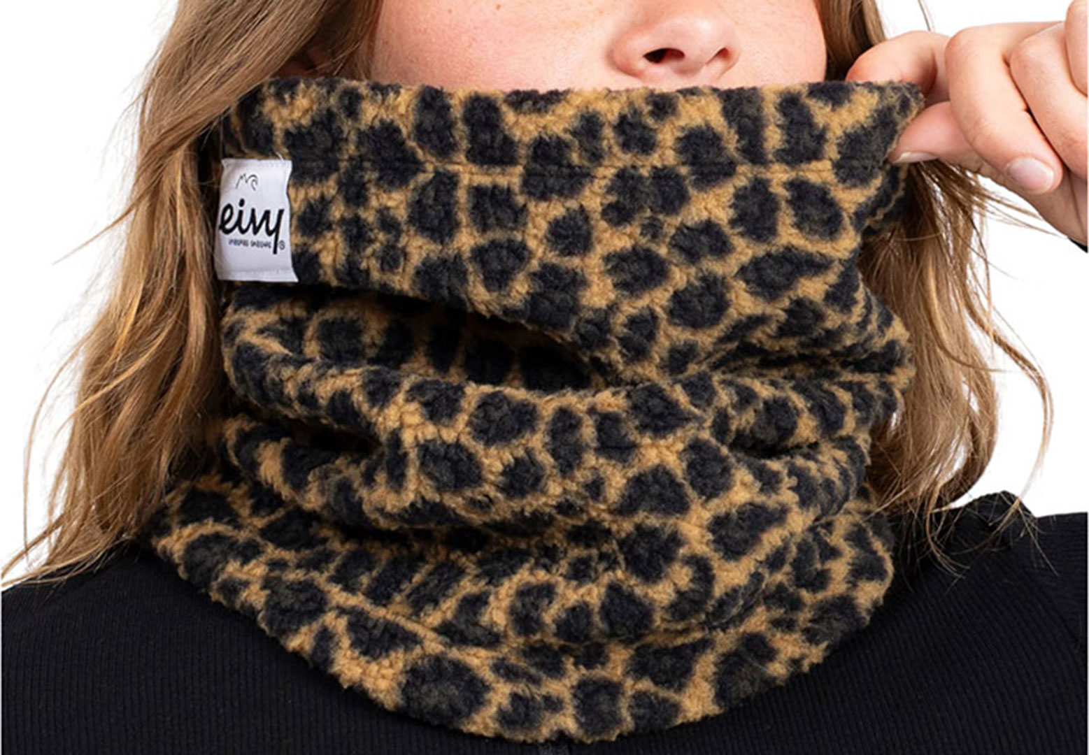 Artikelbild 1 des Artikels “BEANIE SHERPA Neckwarmer 2027 leopard “