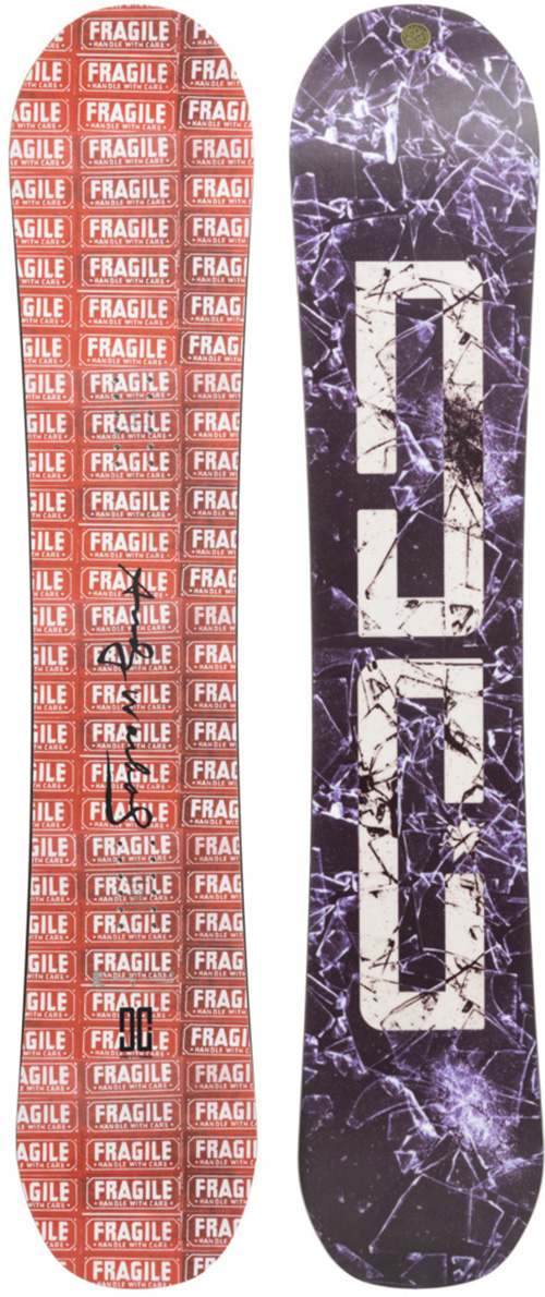 Product image 1 of the product “ANDY WARHOL PLY WIDE Snowboard 2024 red fragile ”