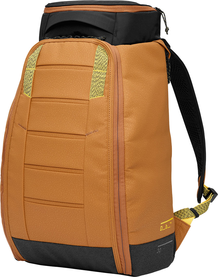 Product image 1 of the product “HUGGER 30L Backpack 2026 acron brown ”