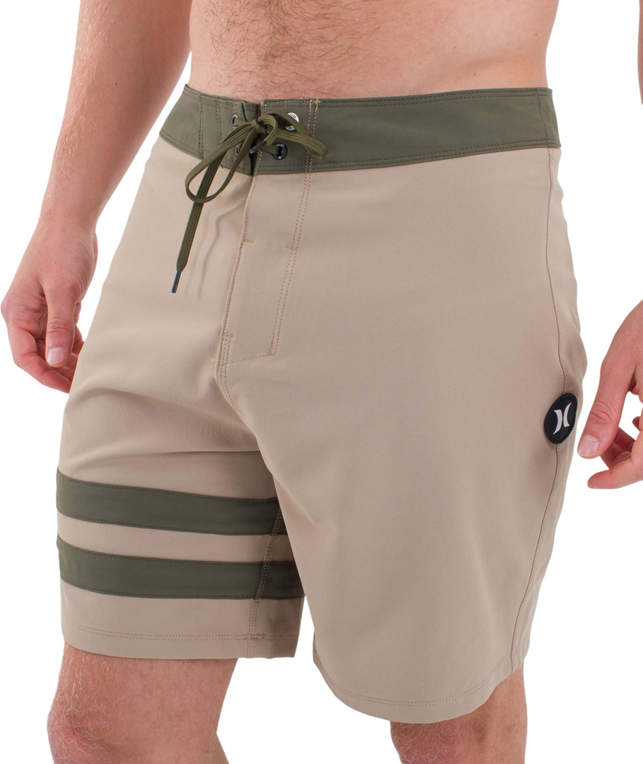 Product image 1 of the product “BLOCK PARTY 18 Boardshort 2025 khaki 38”