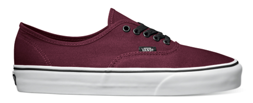 Artikelbild 1 des Artikels “AUTHENTIC Schuh 2025 port royale/black 38,5“
