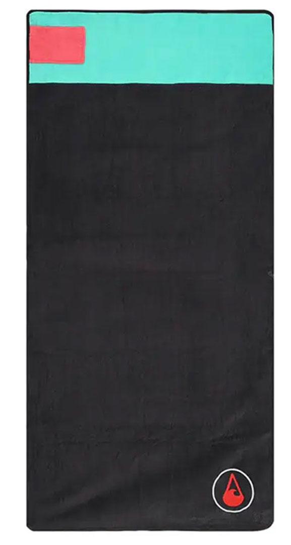Product image 1 of the product “CINCO BEACH Towel 2025 ”