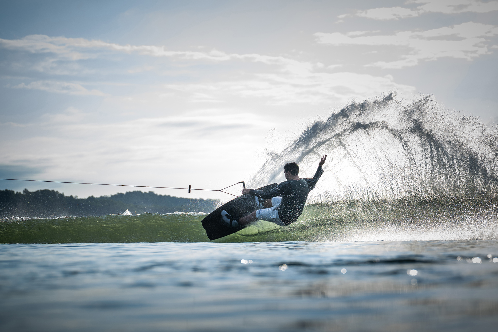 Product image 10 of the product “RAGE LOADED Wakeboard 2026 144”