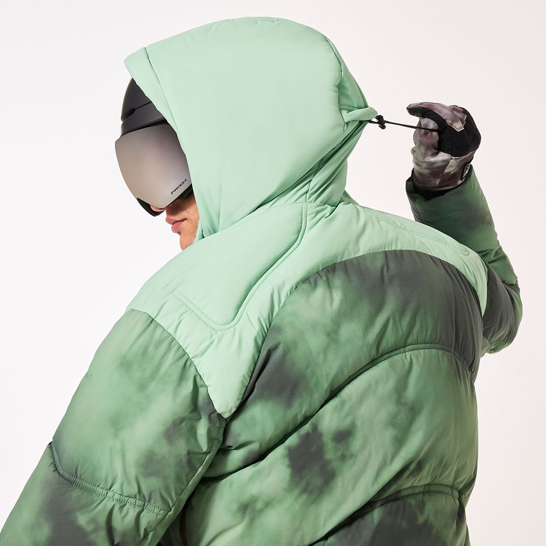 Artikelbild 10 des Artikels “TC RYKKINN Jacke 2024 green clouds print M“