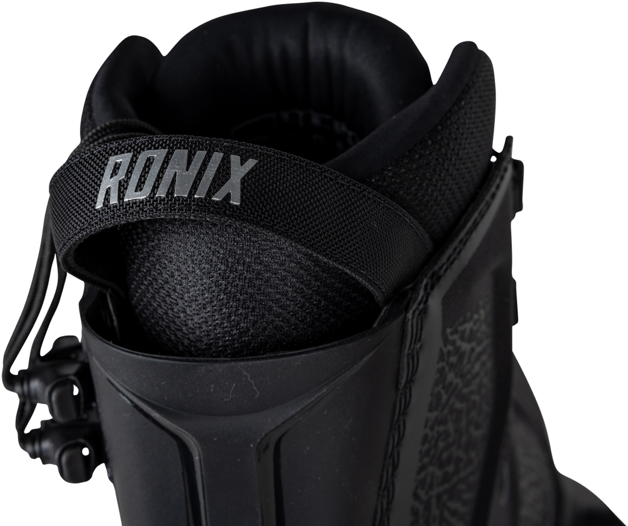Product image 10 of the product “ONE Boots 2027 black elephant 44-45”