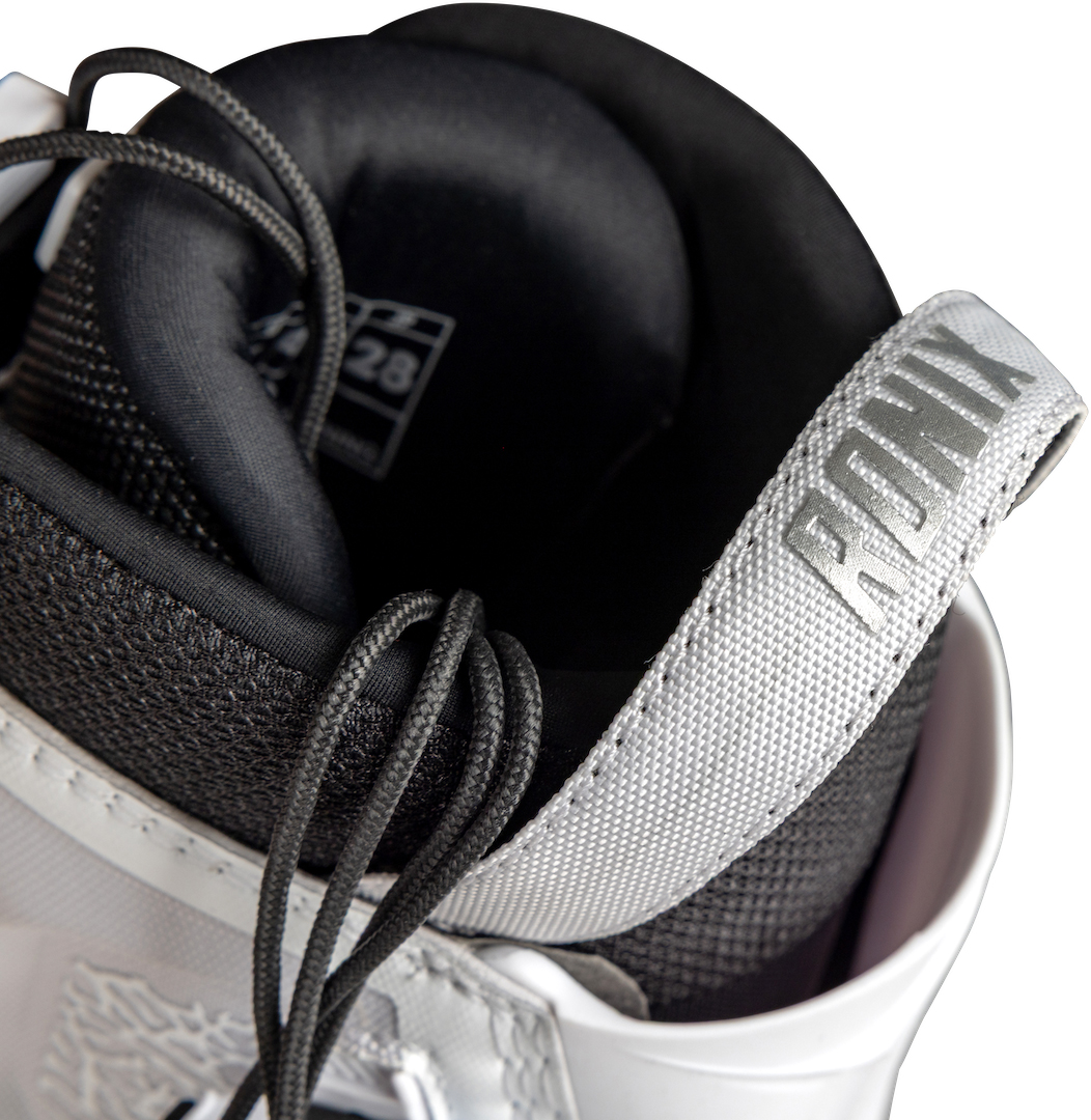 Product image 10 of the product “ONE Boots 2027 white elephant 43”