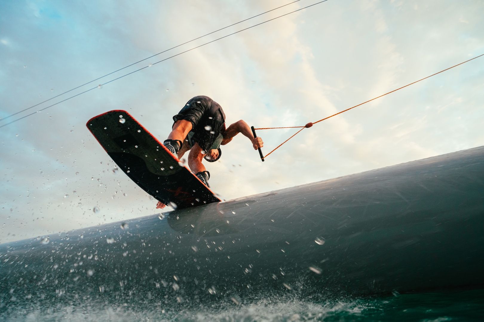 Product image 10 of the product “KINETIK SPRINGBOX 2 Wakeboard 2026 150”