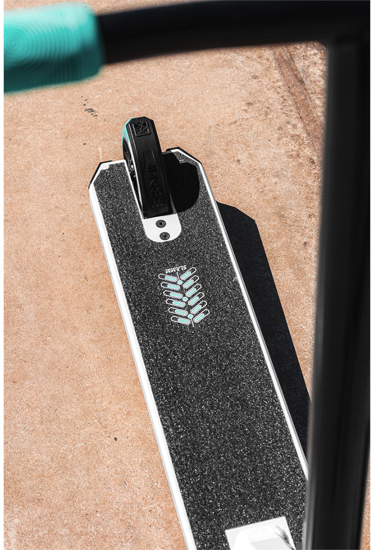 Artikelbild 10 des Artikels “CLASSIC MINI PRO Scooter 2027 white/mint “