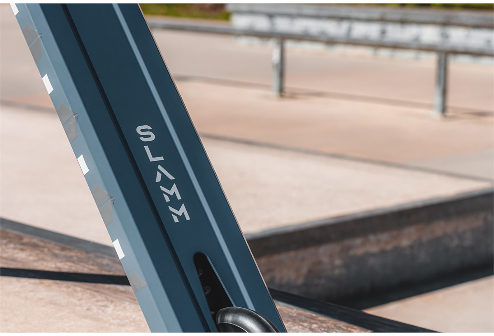 Artikelbild 10 des Artikels “CLASSIC PRO Scooter 2027 blue/silver “