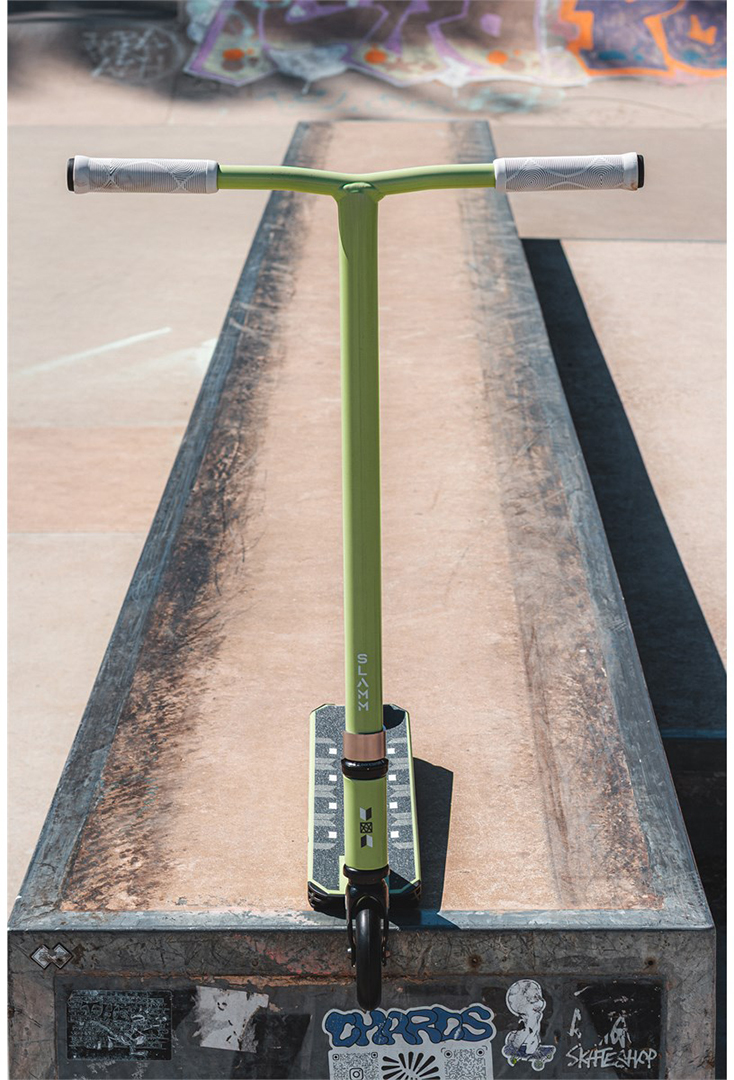 Artikelbild 10 des Artikels “CLASSIC PRO Scooter 2027 green/silver “