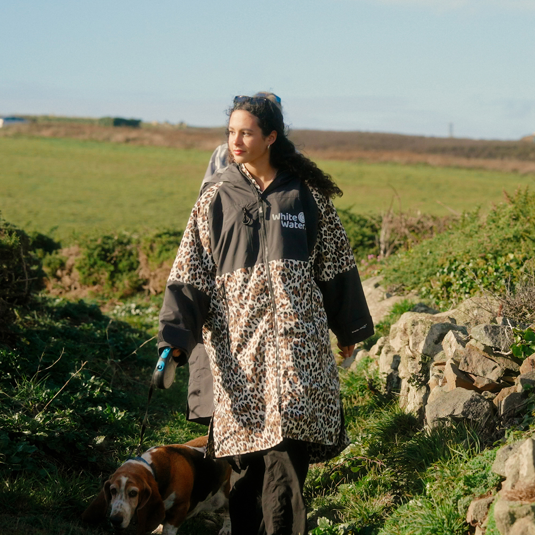 Artikelbild 11 des Artikels “HARD-SHELL ROBE 2027 leopard print/black S“