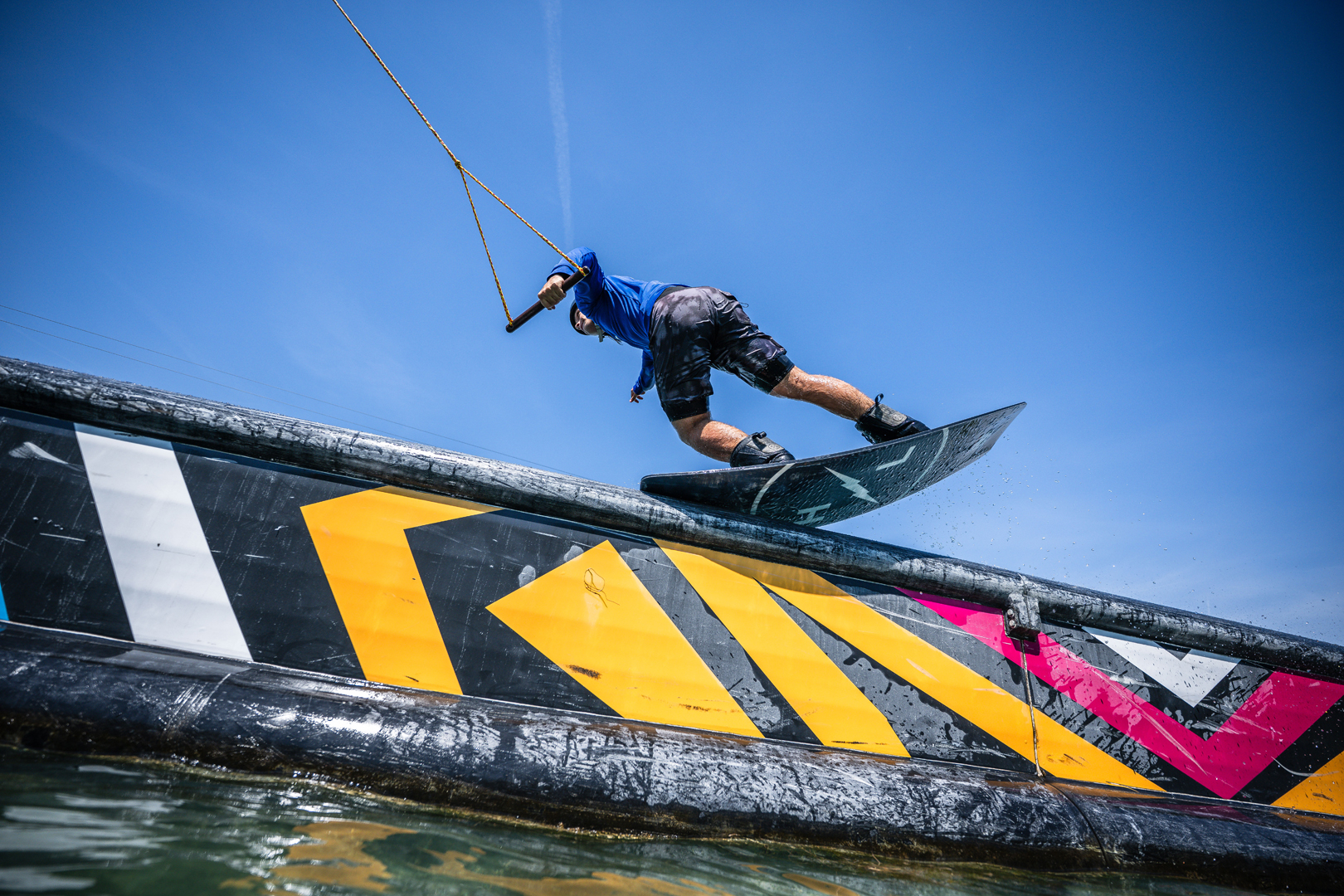Product image 12 of the product “IMPULSE Wakeboard 2026 151”