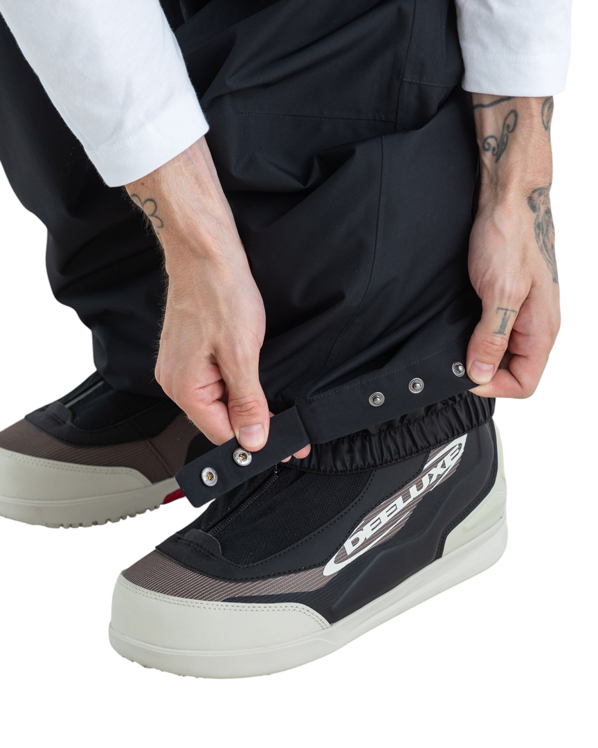Product image 12 of the product “NOSTALGIA 2L Pant 2027 black M”