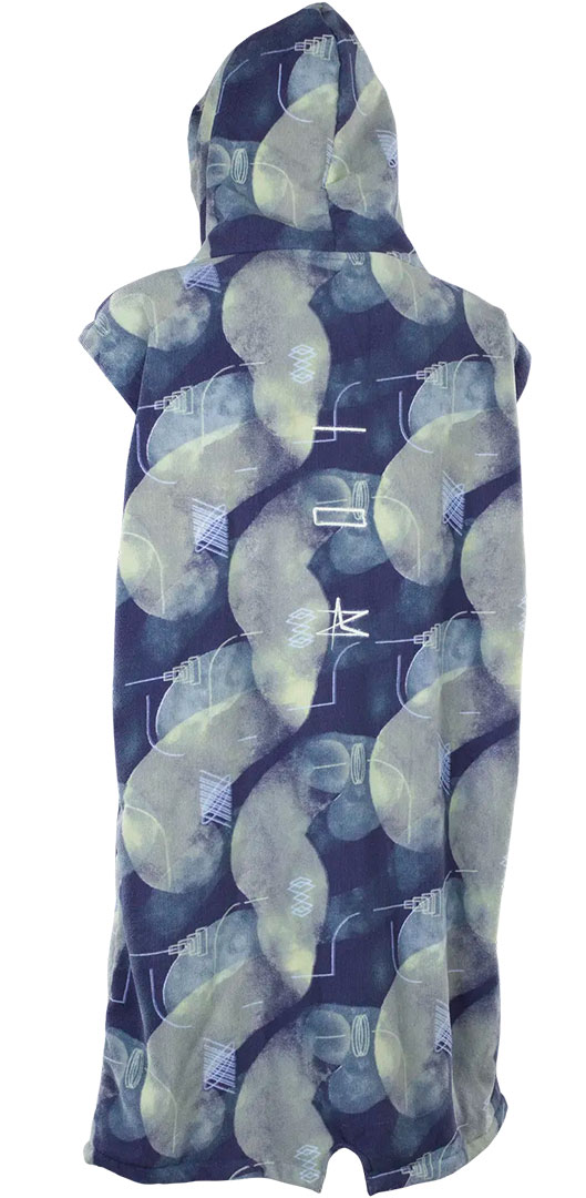 Product image 2 of the product “ELEMENT Poncho 2026 under water L”
