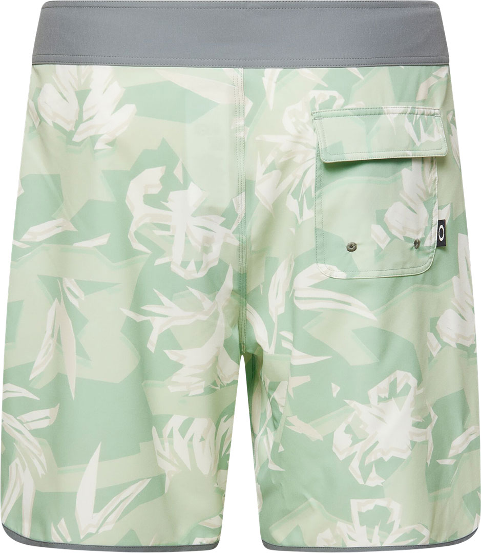 Product image 2 of the product “SESSION RC 19 Boardshort 2026 camo hibiscus faded green 34”