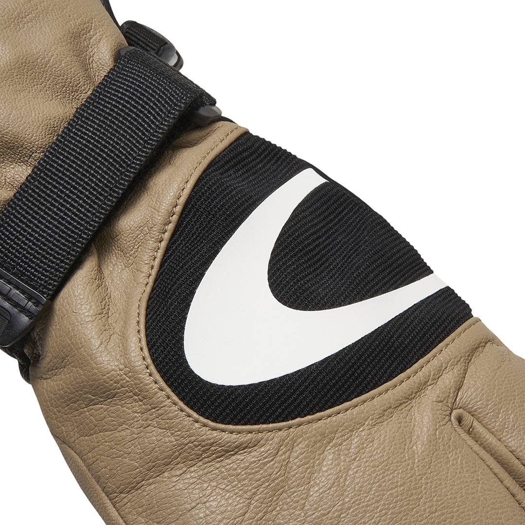 Product image 2 of the product “TIMBERLINE 3-FINGER Mitt 2027 pebble L”