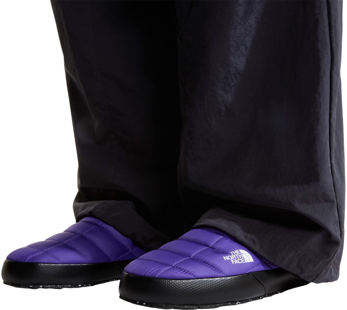 Product image 3 of the product “THERMOBALL TRACTION MULE V Slipper 2027 peak purple/tnf black 47”