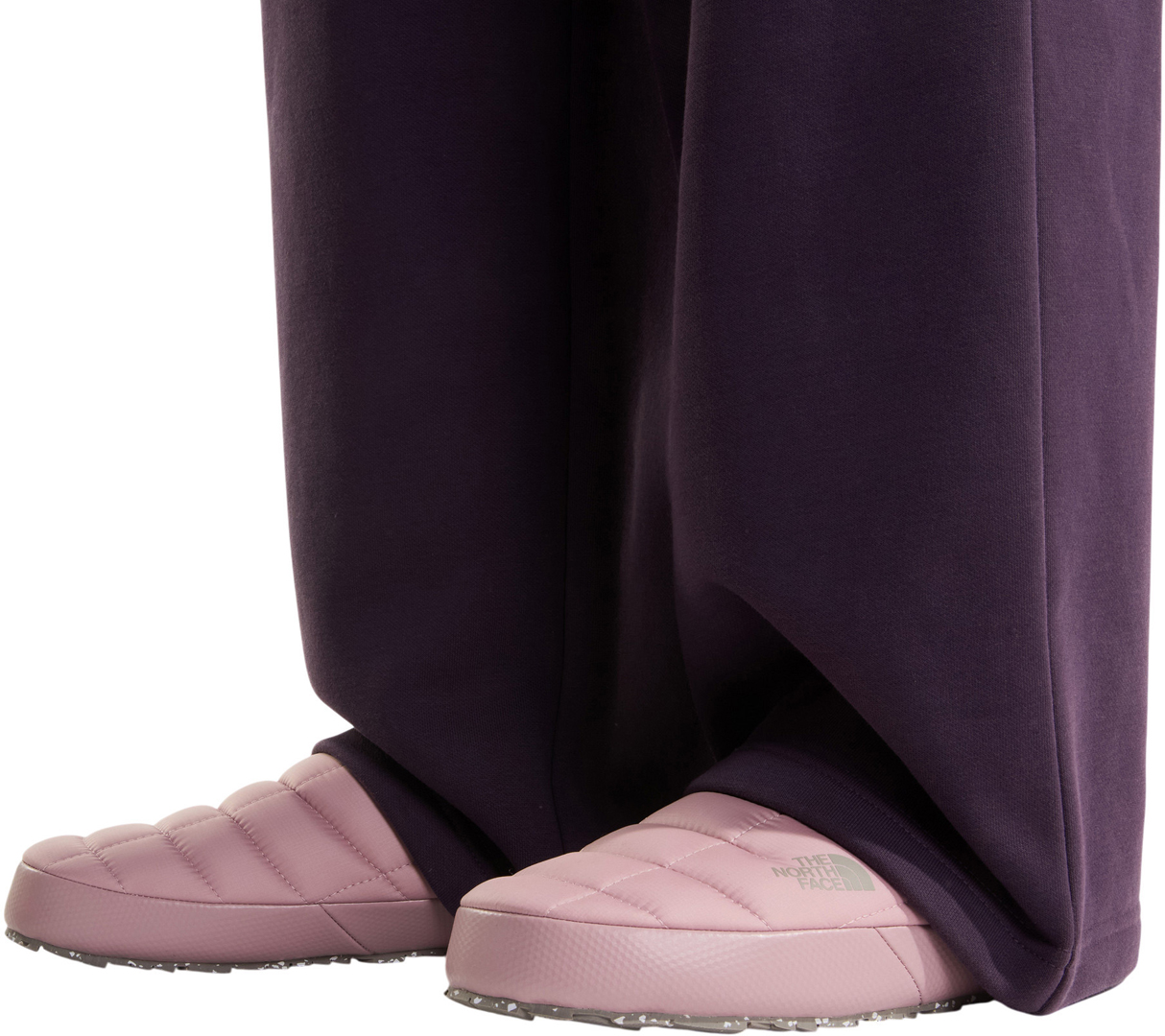 Product image 3 of the product “WOMEN THERMOBALL TRACTION MULE V Slipper 2027 metal pink/stone slab 40”