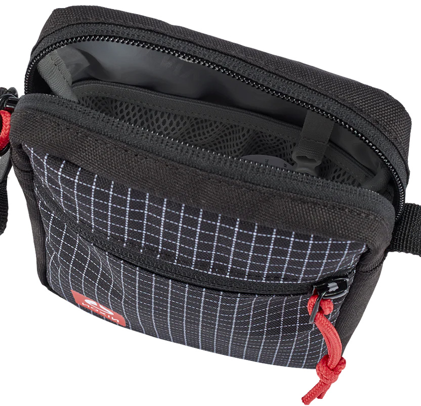 Artikelbild 3 des Artikels “STASH Schultertasche 2025 black/red “