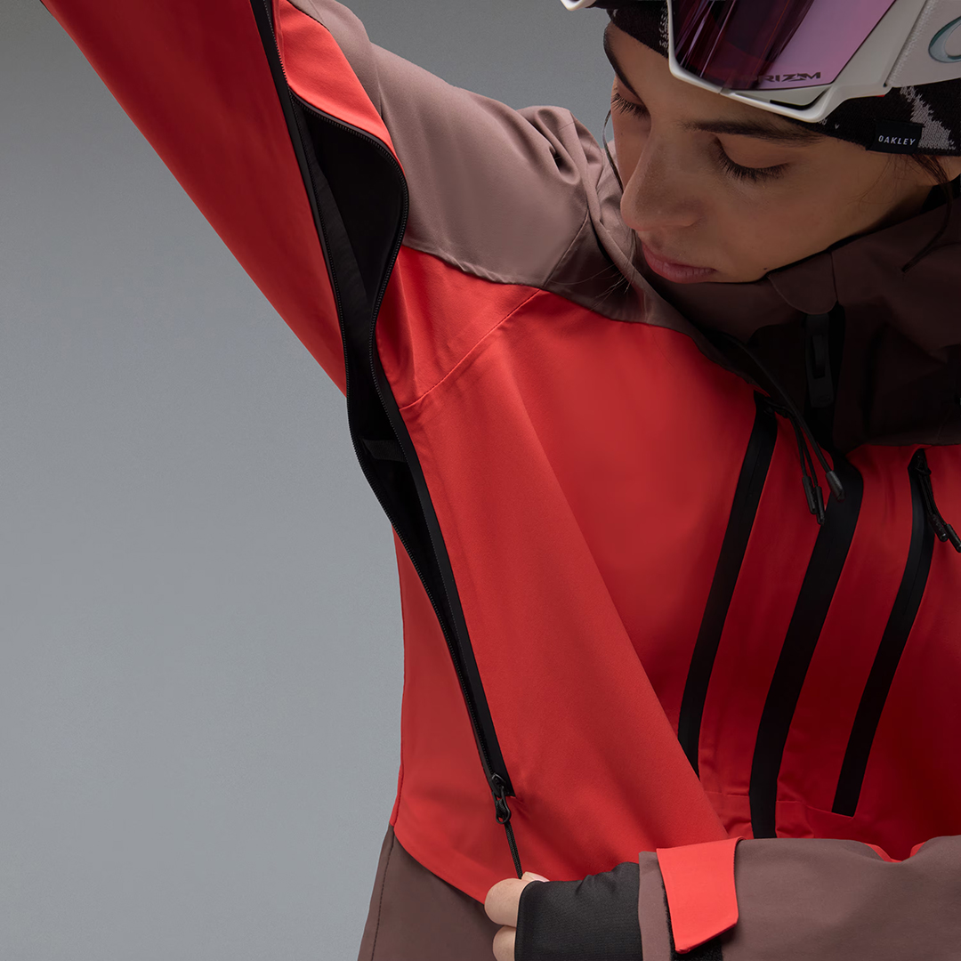 Product image 3 of the product “WOMENS KENDALL RC SHELL Jacket 2027 dark umber/hibiscus red L”