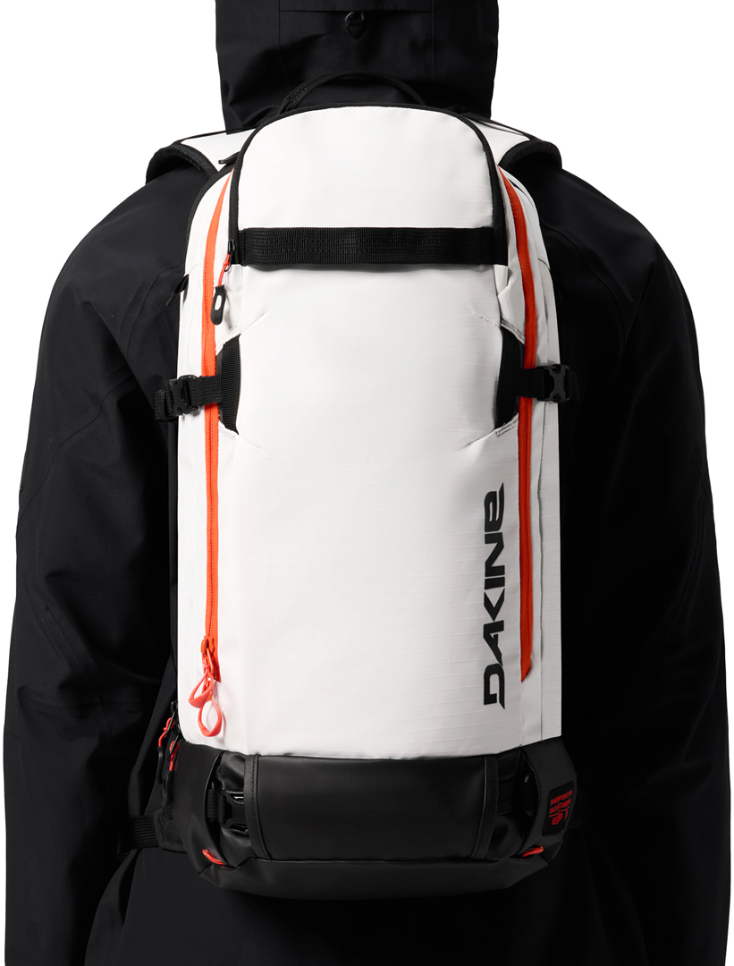Product image 3 of the product “HELI 2.0 PRO 20L Backpack 2027 white coated ”