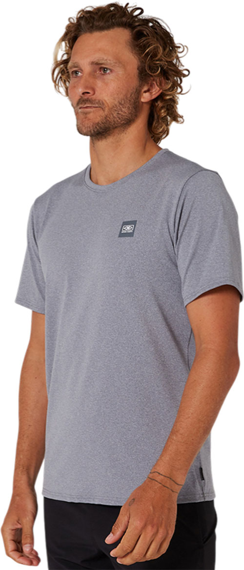 Product image 3 of the product “SURF SS Lycra 2026 grey marle L”