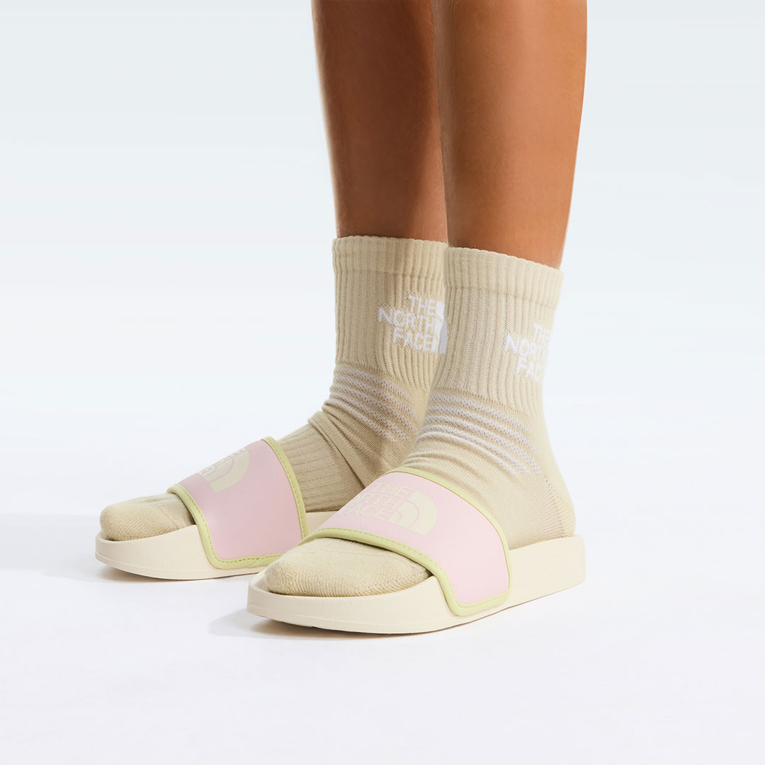 Artikelbild 3 des Artikels “YOUTH BASE CAMP SLIDE III Sandale 2026 white dune/pale blossom 37“